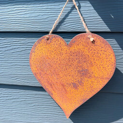 Hanging Rusty Heart Garden Ornament