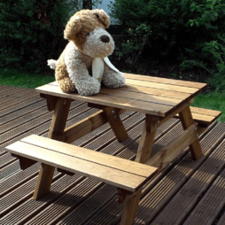 Little Fella's Picnic Table Gold Pallet of 12 Deal